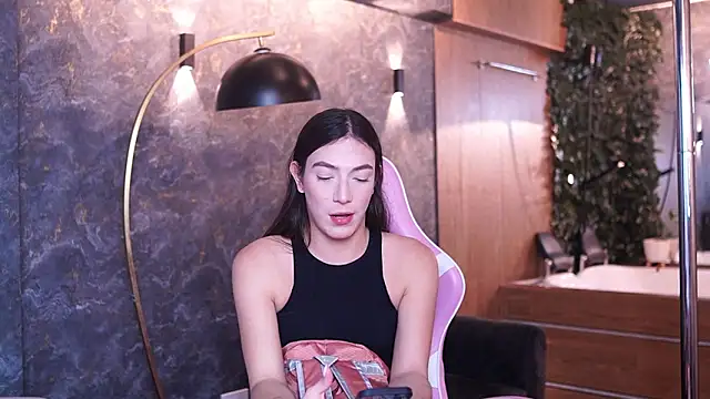 Ariaa Isabell online show from January 9, 6:26 pm