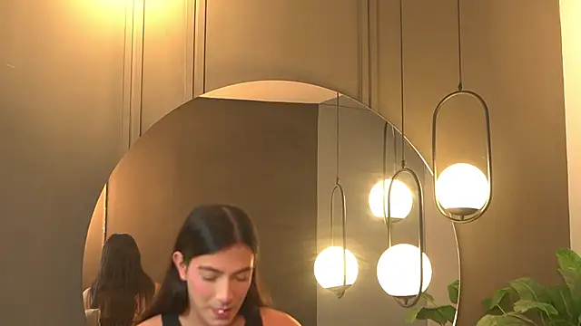 Ariaa Isabell online show from April 10, 6:59 pm