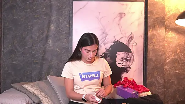 Ariaa Isabell online show from March 25, 6:29 pm