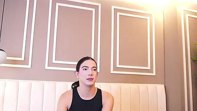 Ariaa Isabell online show from May 9, 12:52 pm