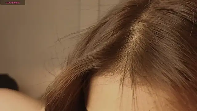 scarlethlux online show from April 4, 3:57 am