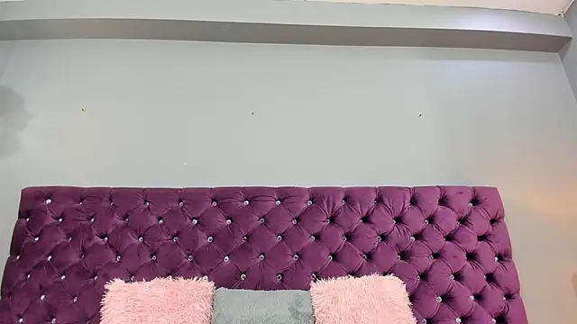 RedAngel1- online show from November 8, 5:11 am