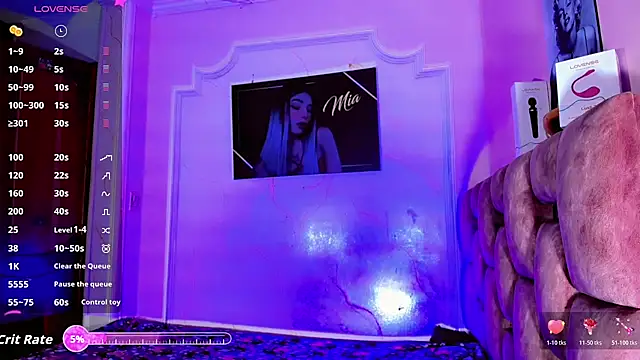 LADY-HOT-SEXY- online show from July 6, 1:23 am