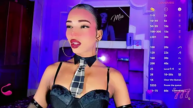 LADY-HOT-SEXY- online show from June 8, 12:38 am