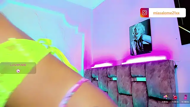 LADY-HOT-SEXY- online show from November 23, 4:00 am