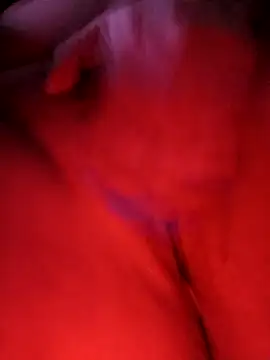 Theredcorazon online show from May 8, 3:32 am