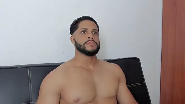 Pier Simons online show from December 18, 3:27 pm