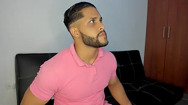 Pier Simons online show from February 7, 8:00 am