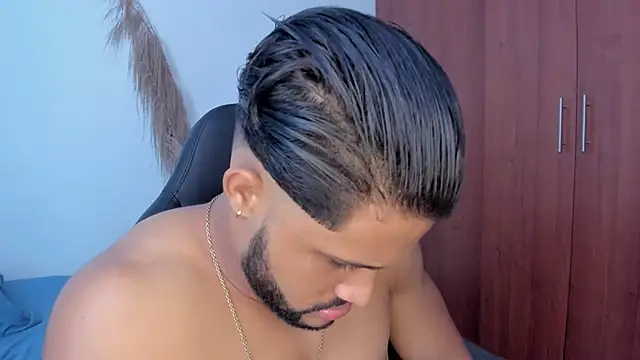 Pier Simons online show from March 29, 2:19 pm