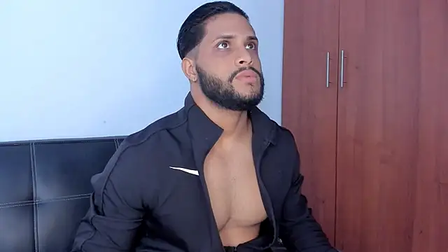 Pier Simons online show from November 22, 3:33 pm