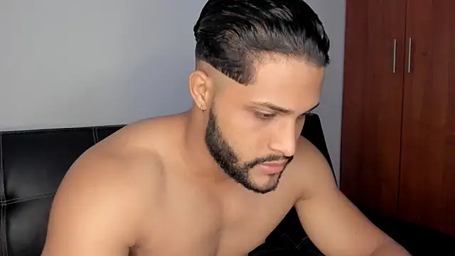 Pier Simons online show from February 1, 7:17 am