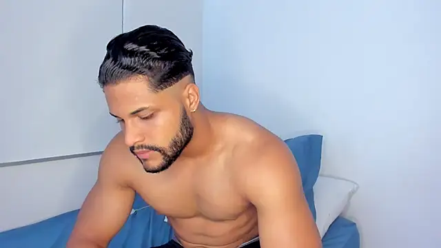 Pier Simons online show from February 15, 9:25 pm