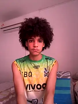 Snapshot of Max_Rain chatting on December 3, 12:15 pm Max Rain online show from December 3, 12:15 pm