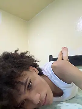 Snapshot of Max_Rain chatting on February 12, 12:49 pm Max Rain online show from February 12, 12:49 pm