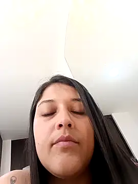 Snapshot of Ammberly__Adam23 chatting on November 17, 5:17 pm Ammberly Adam23 online show from November 17, 5:17 pm