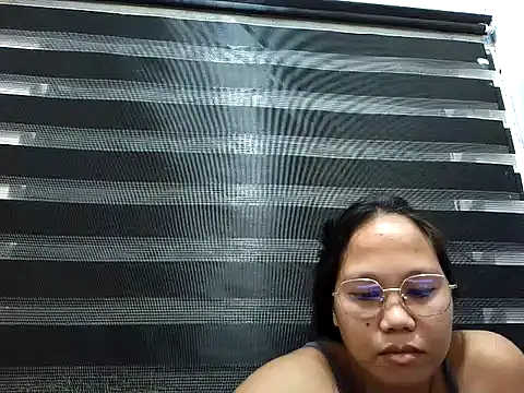 Snapshot of SpankyMyAss69 chatting on May 18, 4:12 pm SpankyMyAss69 online show from May 18, 4:12 pm