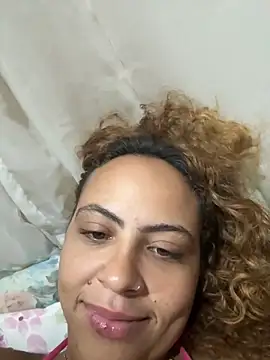 Chloe Leaozinho online show from March 8, 12:38 am