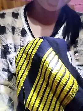 Tiyir597 online show from November 1, 2:33 pm