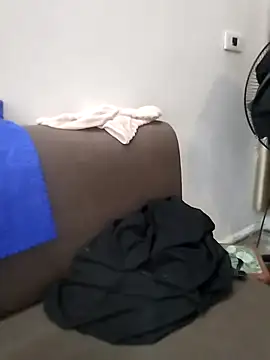 Tiyir597 online show from April 3, 2:01 pm