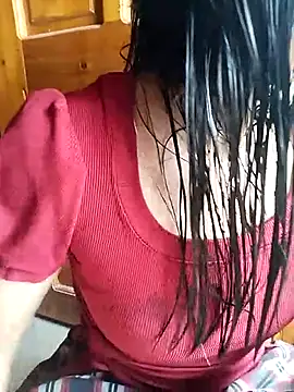 Snapshot of Tiyir597 chatting on September 12, 2:44 am Tiyir597 online show from September 12, 2:44 am