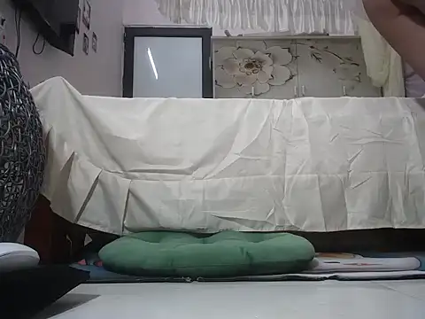 lyly asian online show from November 2, 11:54 pm