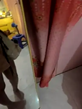 Phayphay77 online show from November 19, 1:33 pm