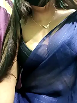 Snapshot of Bhanu-Sharma chatting on October 10, 4:30 pm Bhanu-Sharma online show from October 10, 4:30 pm