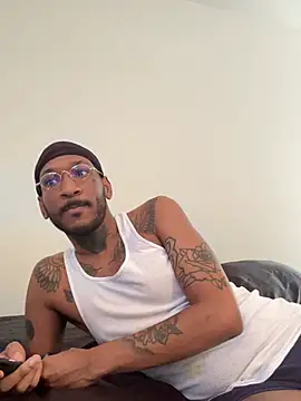 Snapshot of bamfbobbybrown chatting on July 18, 8:06 pm bamfbobbybrown online show from July 18, 8:06 pm