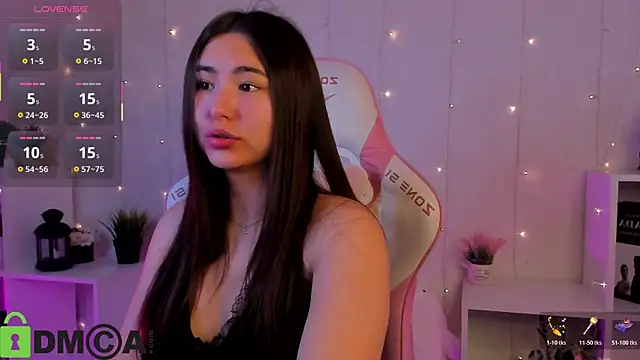 Megan Williamms online show from November 6, 1:09 am