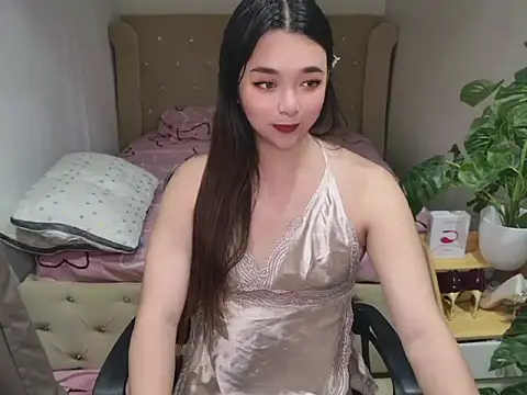 Snapshot of Ts-yoshi chatting on July 6, 9:49 am Ts-yoshi online show from July 6, 9:49 am