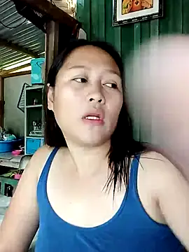 Snapshot of pretty_me092121 chatting on November 8, 5:33 am pretty me092121 online show from November 8, 5:33 am