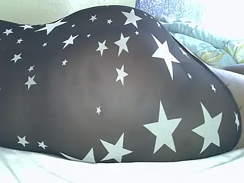 Snapshot of Ntshire chatting on February 12, 6:13 am Ntshire online show from February 12, 6:13 am