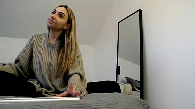 ArabianMalikah online show from February 6, 8:54 am