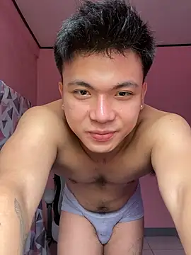 Snapshot of JerichoGutierez chatting on August 5, 2:38 am JerichoGutierez online show from August 5, 2:38 am