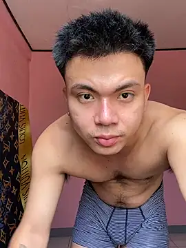 JerichoGutierez online show from May 18, 6:07 am