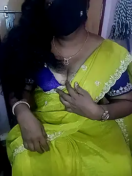 Jessi 25 online show from April 19, 9:32 am