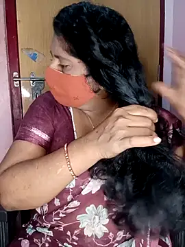 Jessi 25 online show from October 21, 5:23 pm