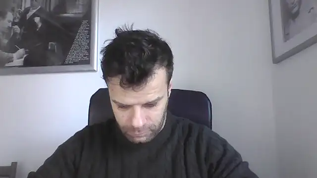 Snapshot of FROCETTO93 chatting on January 15, 7:56 am FROCETTO93 online show from January 15, 7:56 am