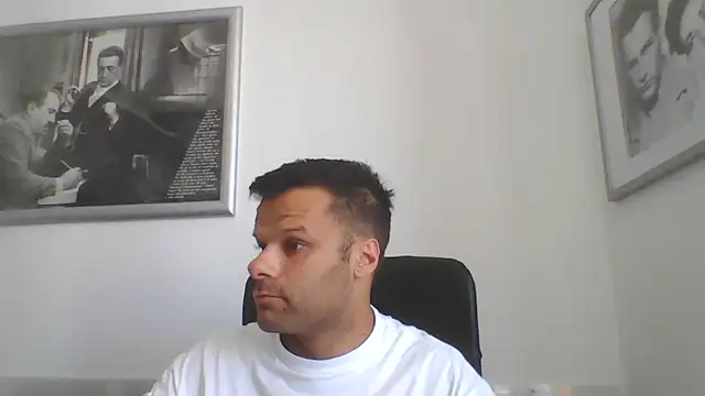 Snapshot of FROCETTO93 chatting on July 6, 11:17 am FROCETTO93 online show from July 6, 11:17 am