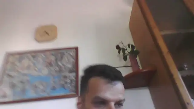 Snapshot of FROCETTO93 chatting on May 31, 2:34 pm FROCETTO93 online show from May 31, 2:34 pm