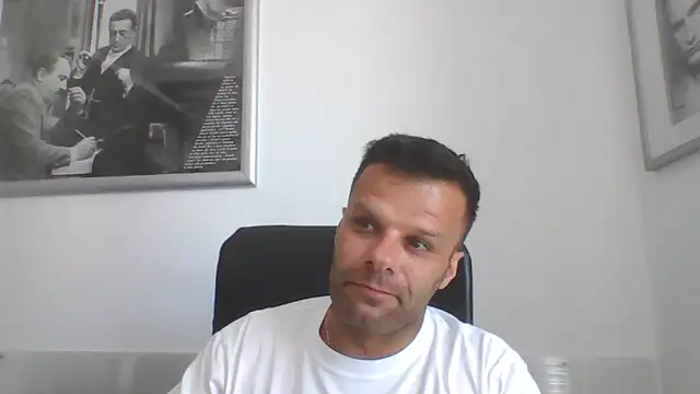 Snapshot of FROCETTO93 chatting on June 29, 11:10 am FROCETTO93 online show from June 29, 11:10 am