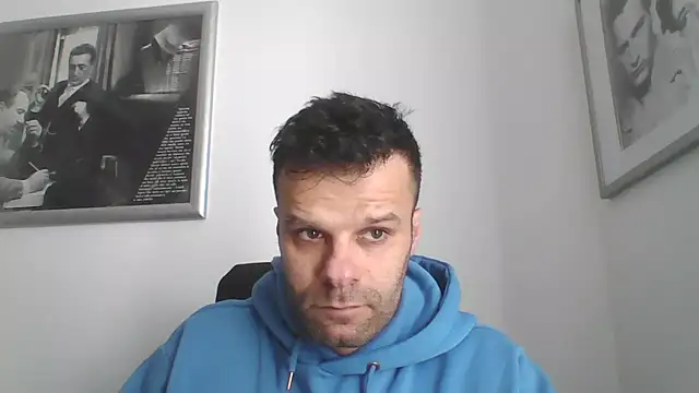 Snapshot of FROCETTO93 chatting on February 17, 12:46 pm FROCETTO93 online show from February 17, 12:46 pm