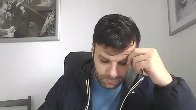 Snapshot of FROCETTO93 chatting on January 16, 7:23 am FROCETTO93 online show from January 16, 7:23 am