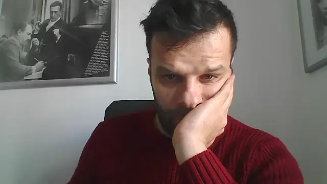 Snapshot of FROCETTO93 chatting on January 8, 9:59 am FROCETTO93 online show from January 8, 9:59 am