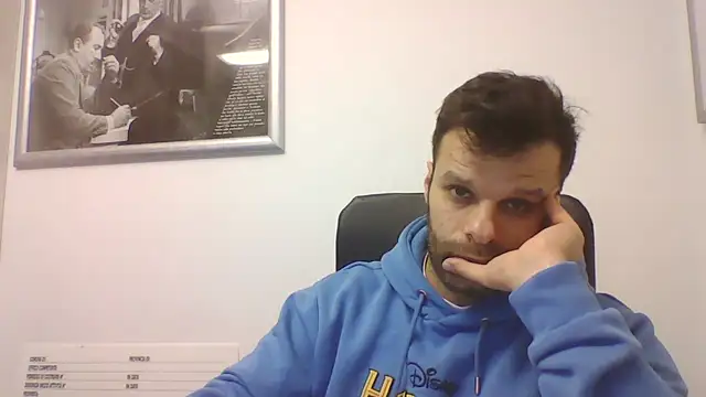 Snapshot of FROCETTO93 chatting on January 9, 3:52 pm FROCETTO93 online show from January 9, 3:52 pm