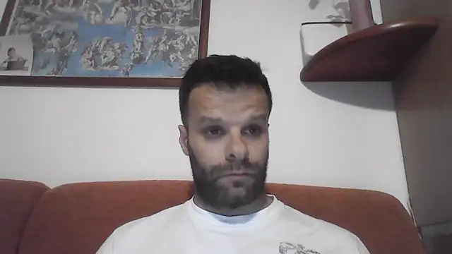 Snapshot of FROCETTO93 chatting on May 29, 7:53 pm FROCETTO93 online show from May 29, 7:53 pm