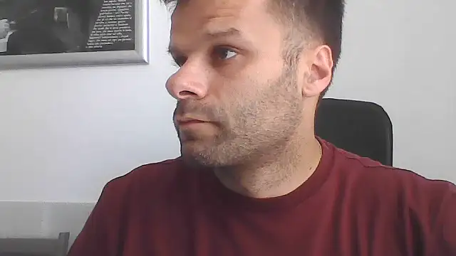 Snapshot of FROCETTO93 chatting on June 3, 12:39 pm FROCETTO93 online show from June 3, 12:39 pm