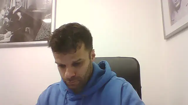 Snapshot of FROCETTO93 chatting on February 4, 3:18 pm FROCETTO93 online show from February 4, 3:18 pm