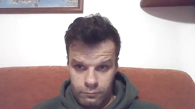 Snapshot of FROCETTO93 chatting on December 21, 3:47 pm FROCETTO93 online show from December 21, 3:47 pm