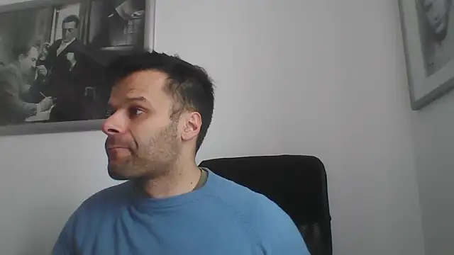 Snapshot of FROCETTO93 chatting on February 11, 12:49 pm FROCETTO93 online show from February 11, 12:49 pm